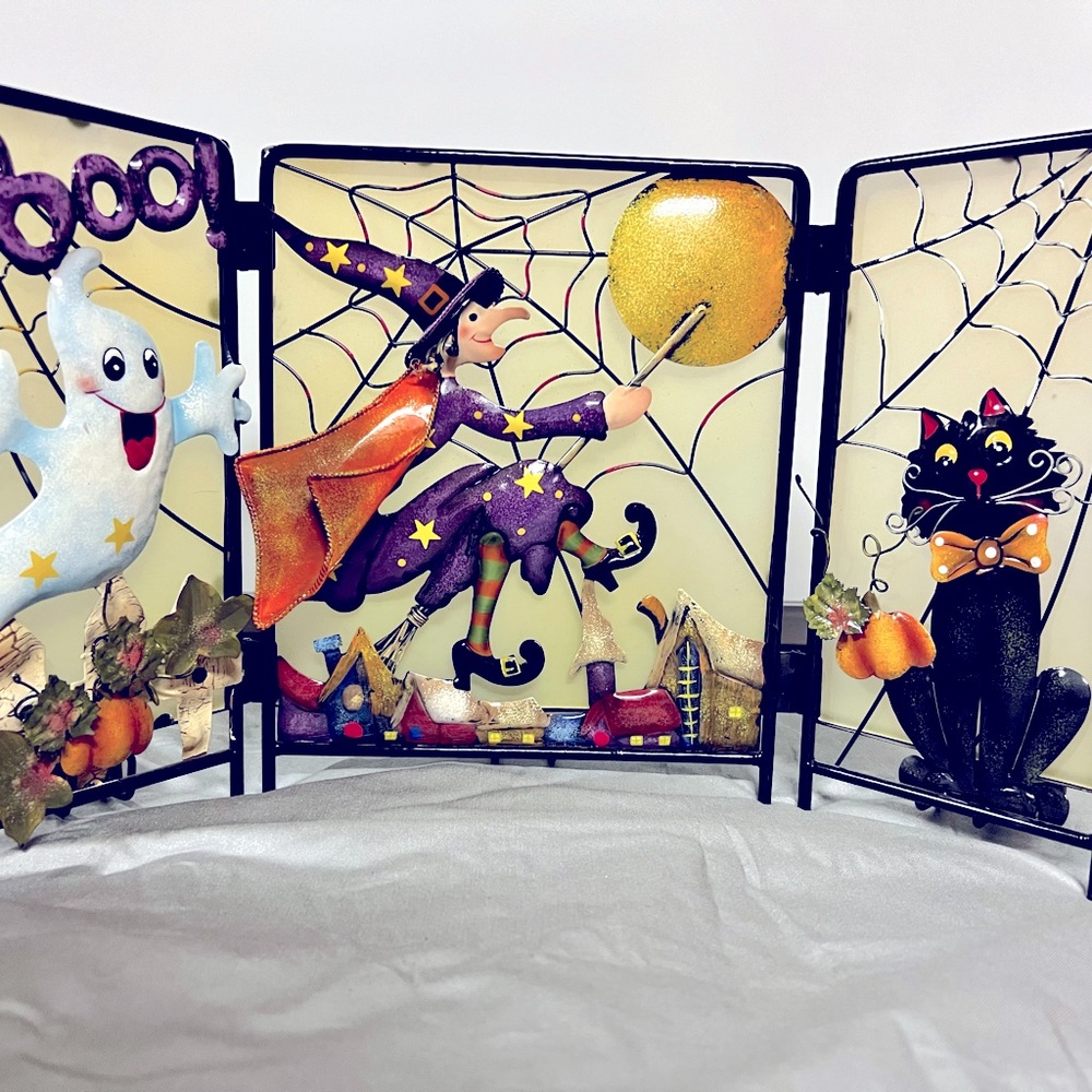 Halloween - Vintage Celebrating Home Halloween Decor